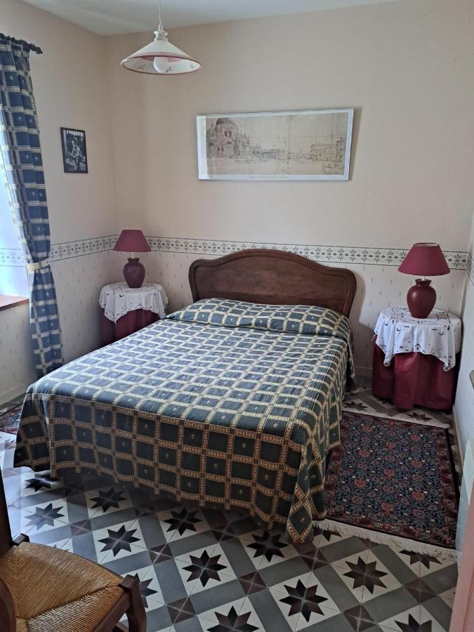 Domaine De Sainte Anne Bed and Breakfast Venoy Exteriör bild
