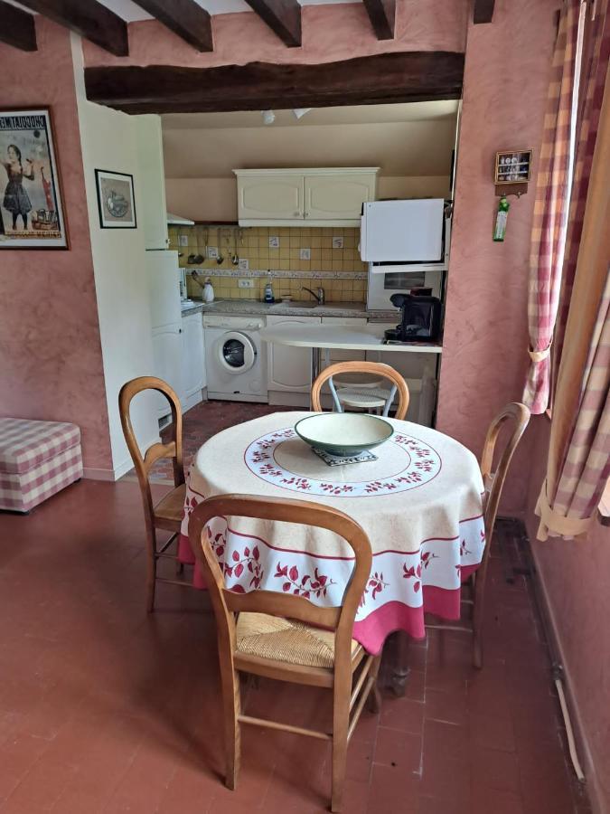 Domaine De Sainte Anne Bed and Breakfast Venoy Exteriör bild